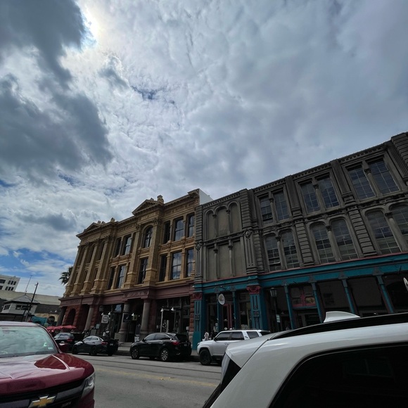 ❤️❤️MEET YOUR SELLER❤️❤️ - Picture 8 of 9